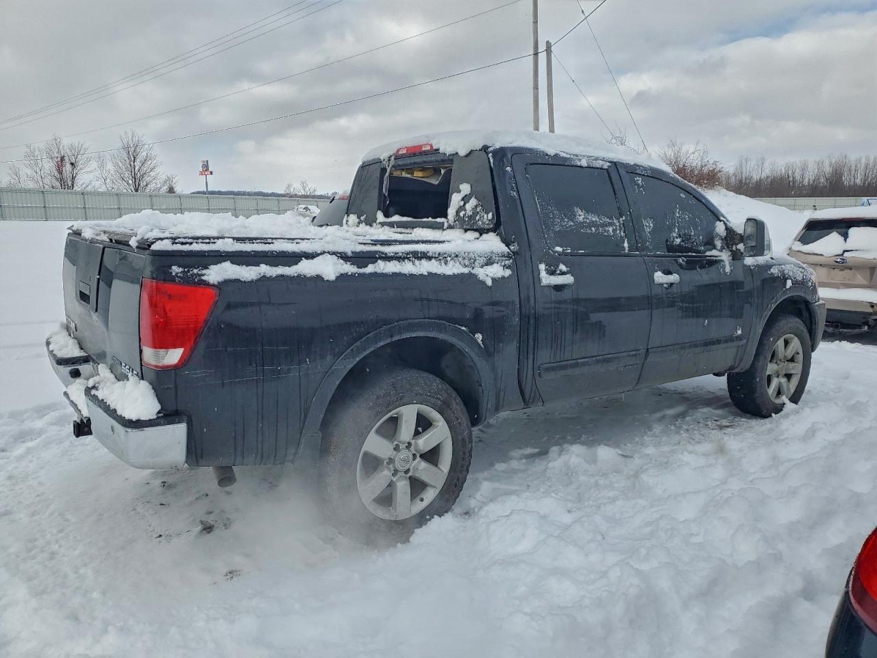 Nissan Titan Xe Image 5