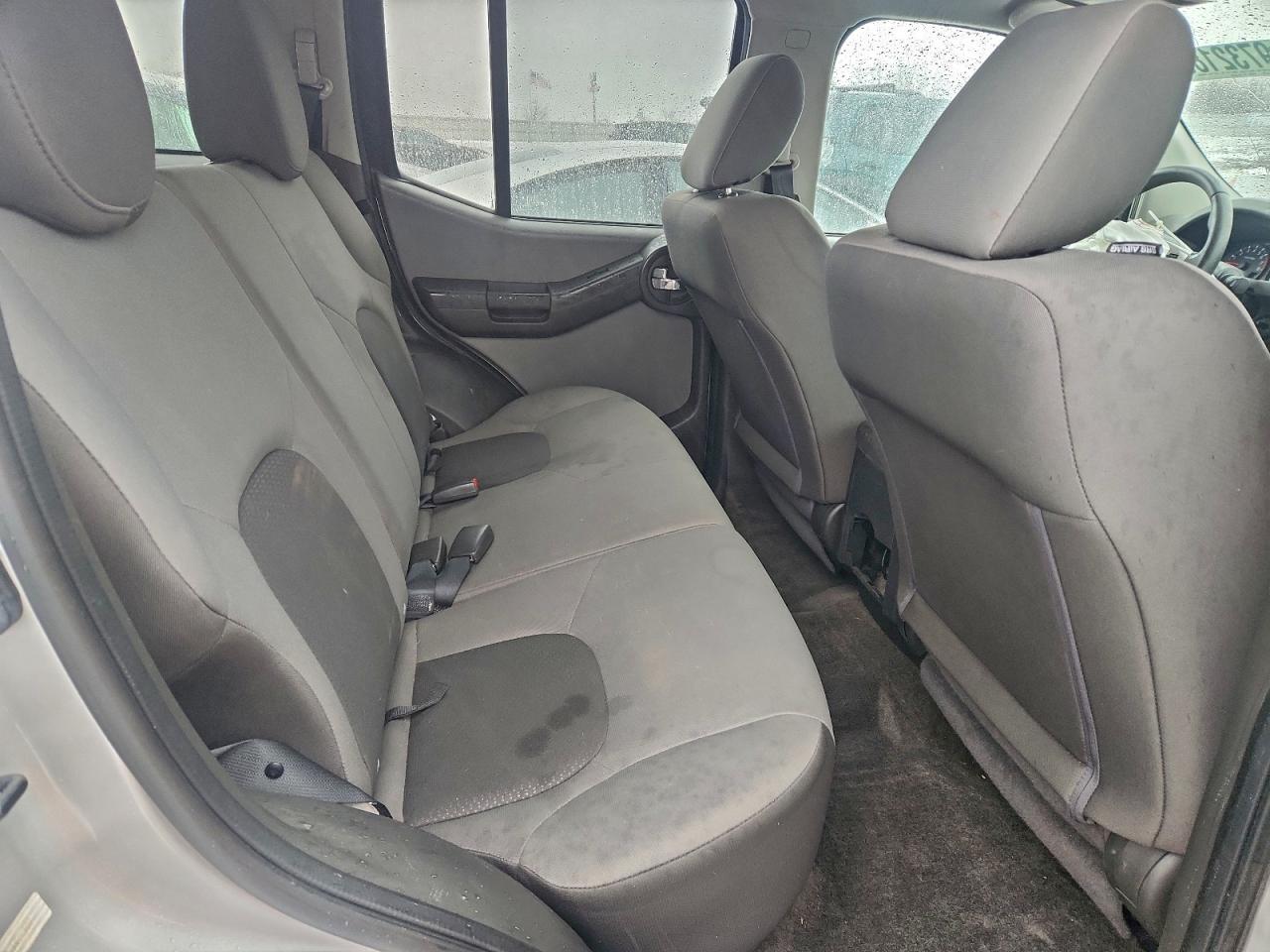 Nissan Xterra Off Road Image 8