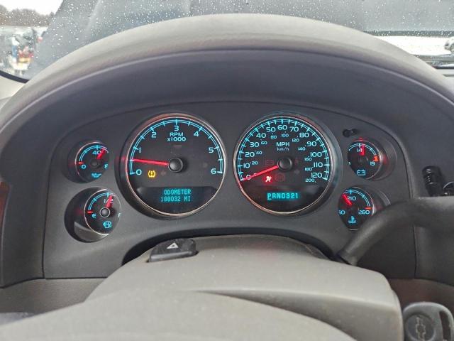 Chevrolet Suburban K1500 Image 6