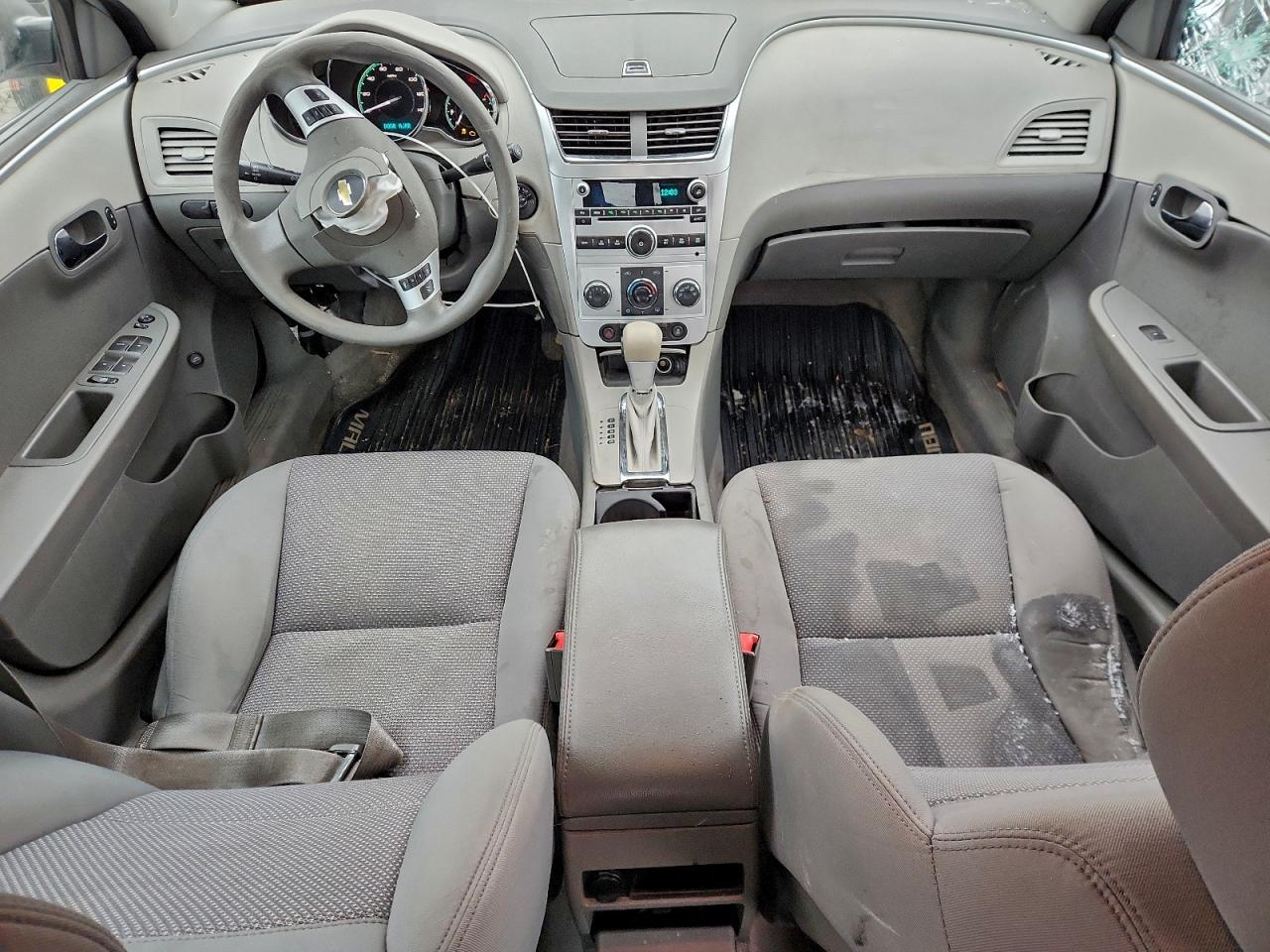 Chevrolet Malibu Ls Image 2