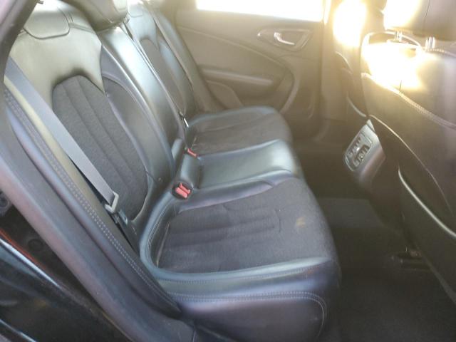 Chrysler 200 S Image 11