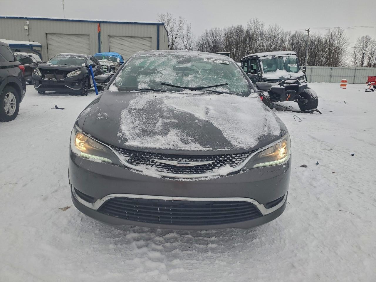 Chrysler 200 Limited Image 7