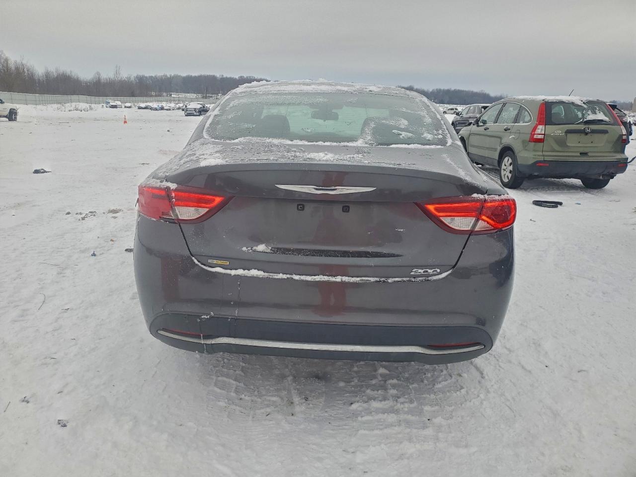 Chrysler 200 Limited Image 10