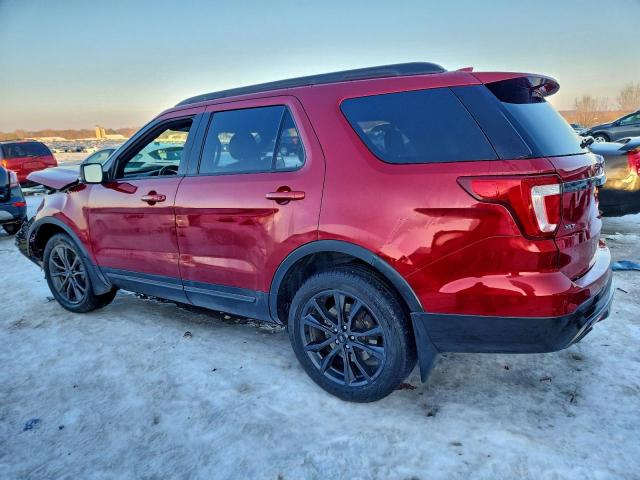 Ford Explorer Xlt Image 11