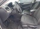 Volkswagen Passat S Image 7