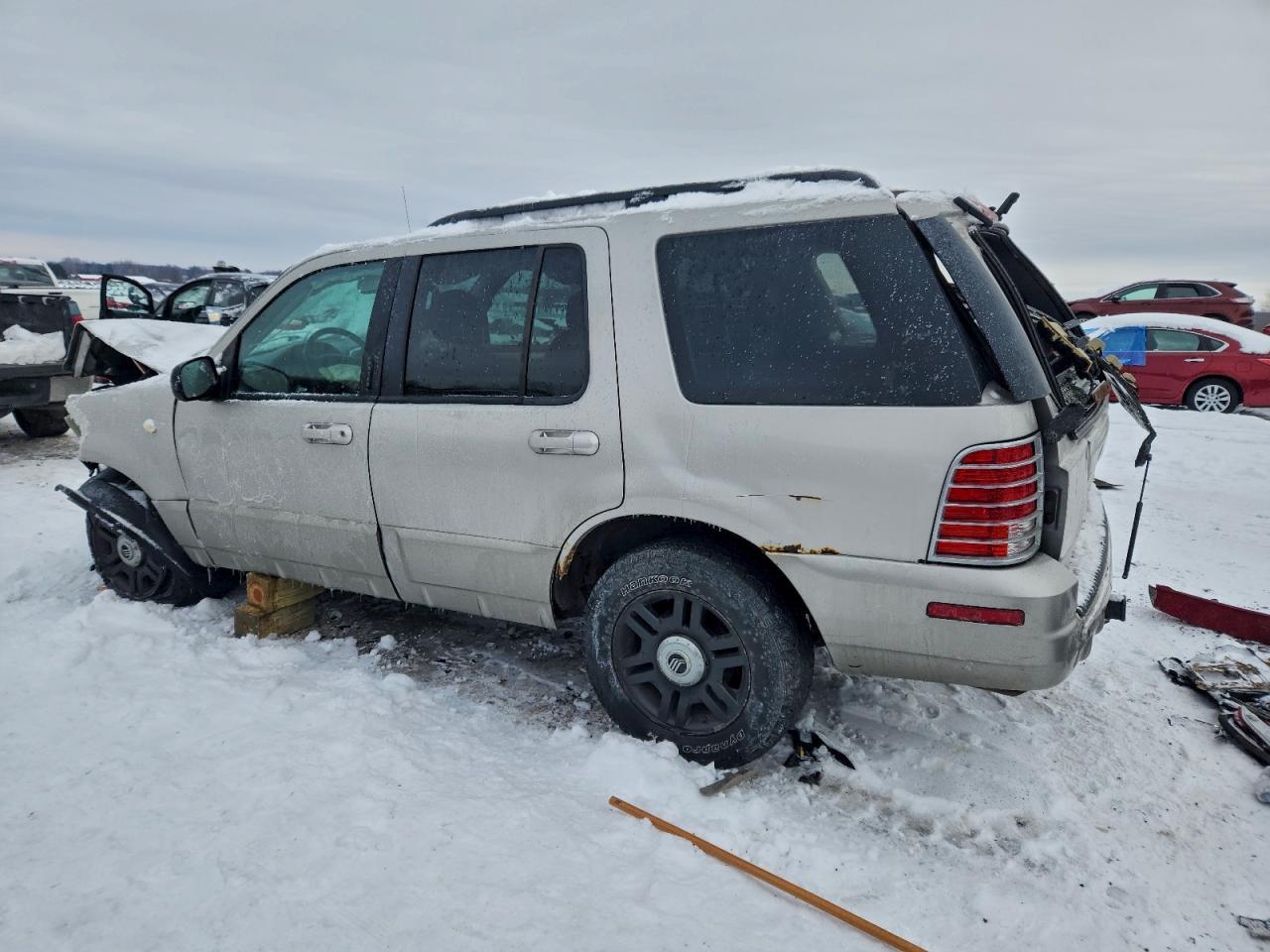 Mercury Mountainer Image 2