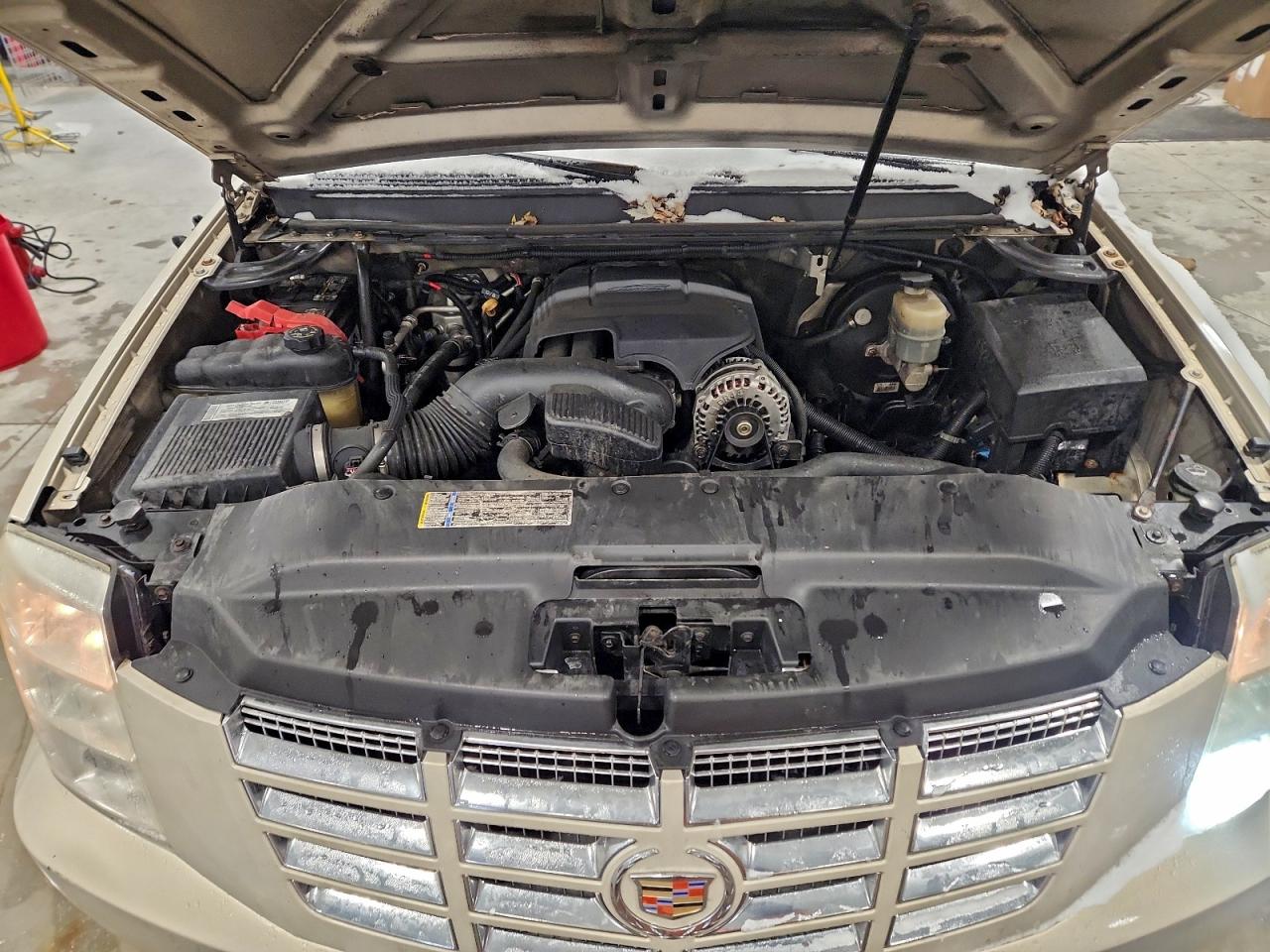 Cadillac Escalade Luxury Image 8