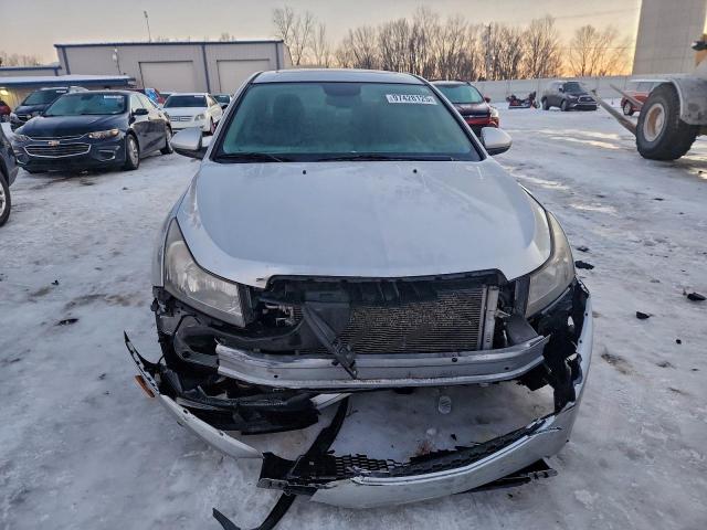 Chevrolet Cruze Lt Image 3