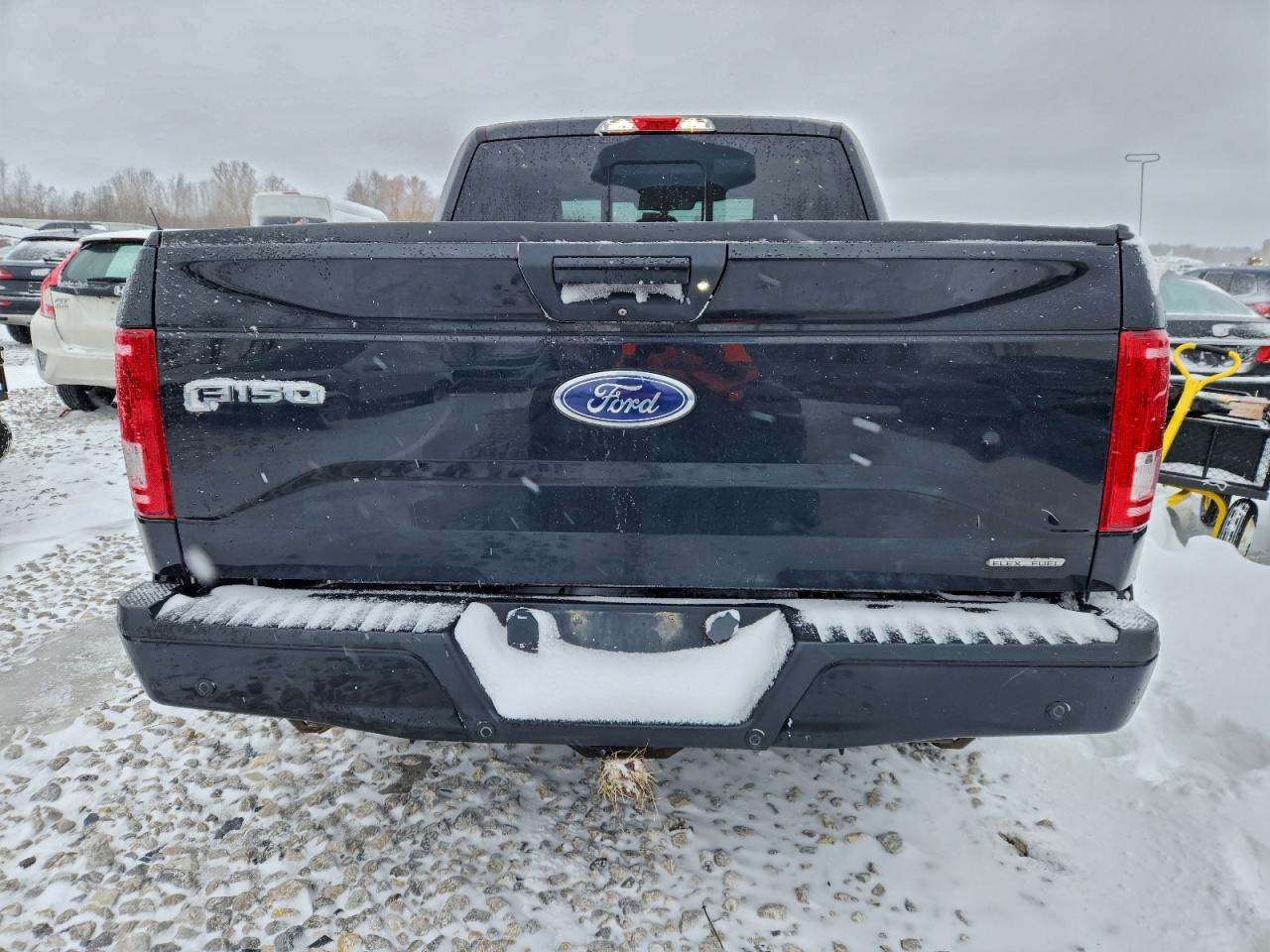 Ford F-150 Supercrew Image 7