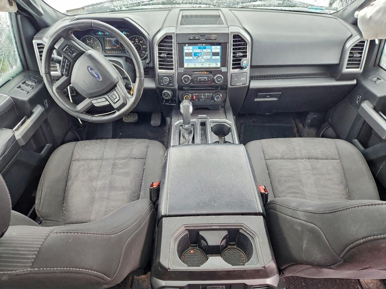 Ford F-150 Supercrew Image 9