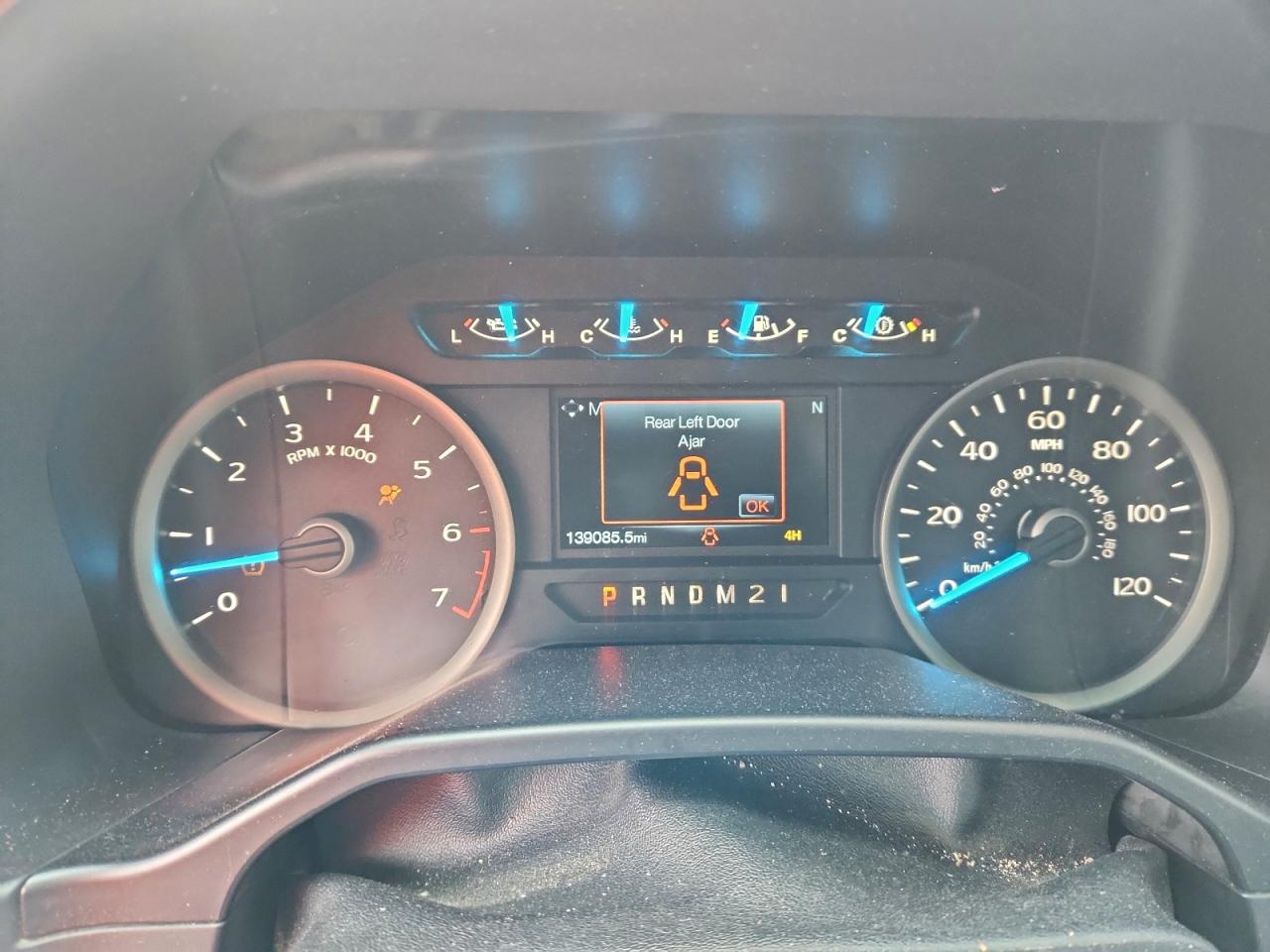 Ford F-150 Supercrew Image 2