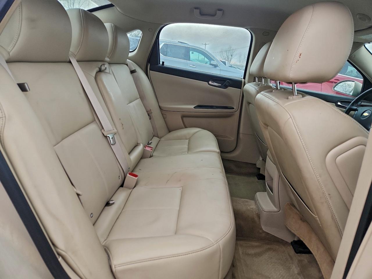 Chevrolet Impala Lt Image 10