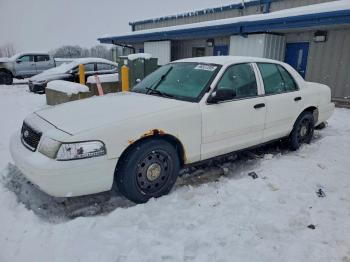  Salvage Ford Crown Vic