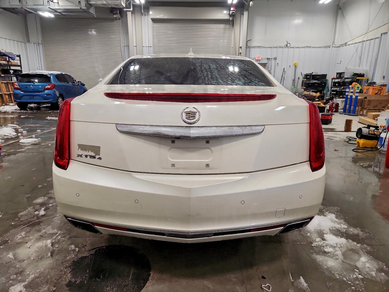 Cadillac XTS Premium Collection Image 3