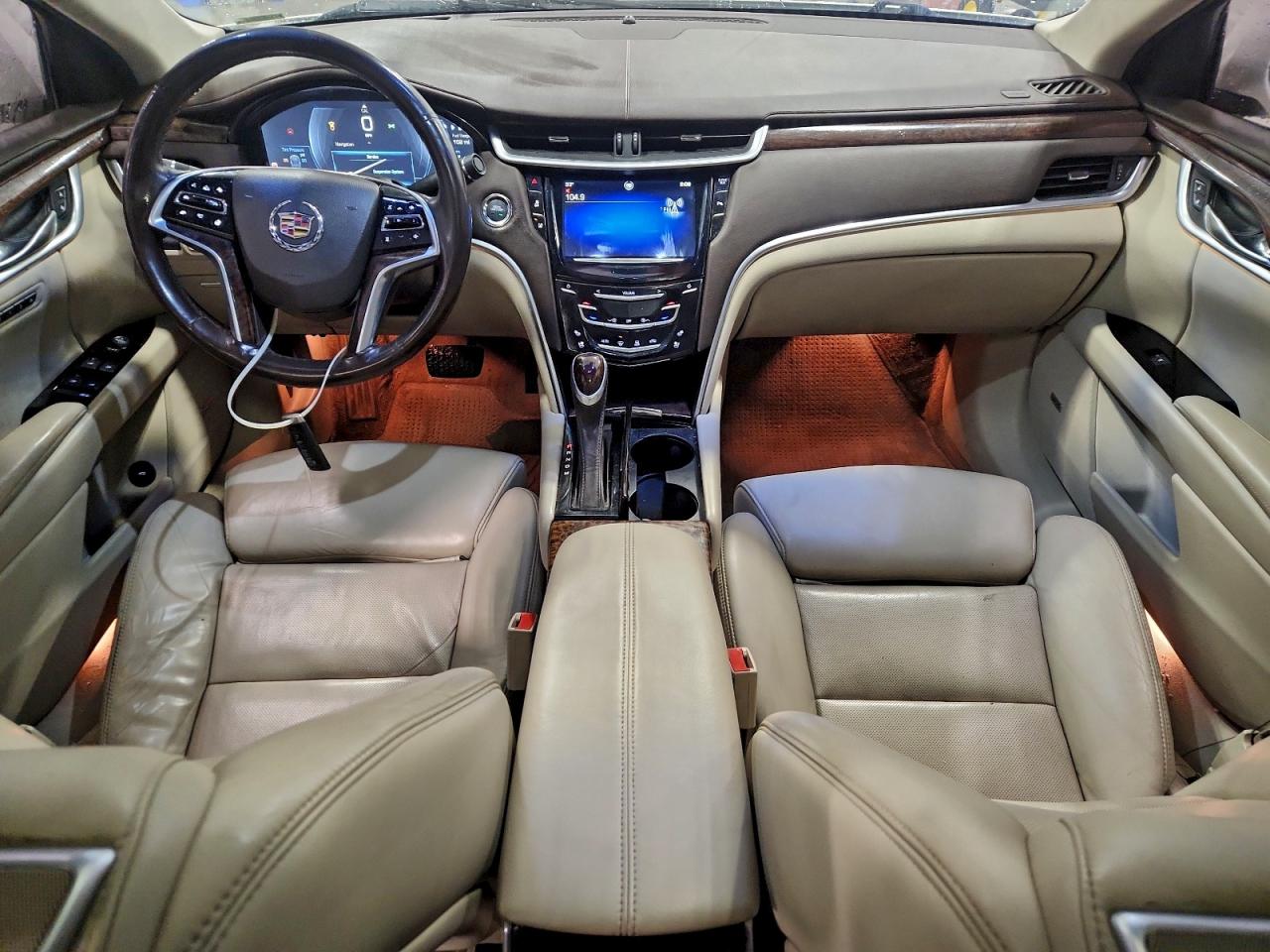 Cadillac XTS Premium Collection Image 2