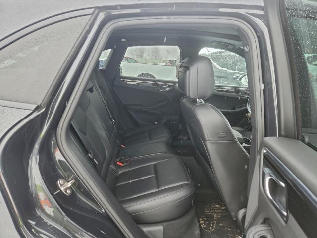 Porsche Macan S Image 13
