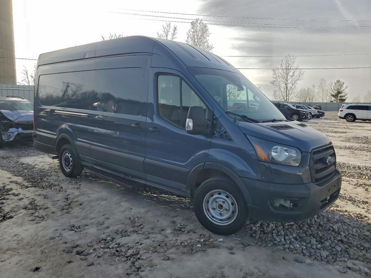 Ford Transit T-250 Image 2