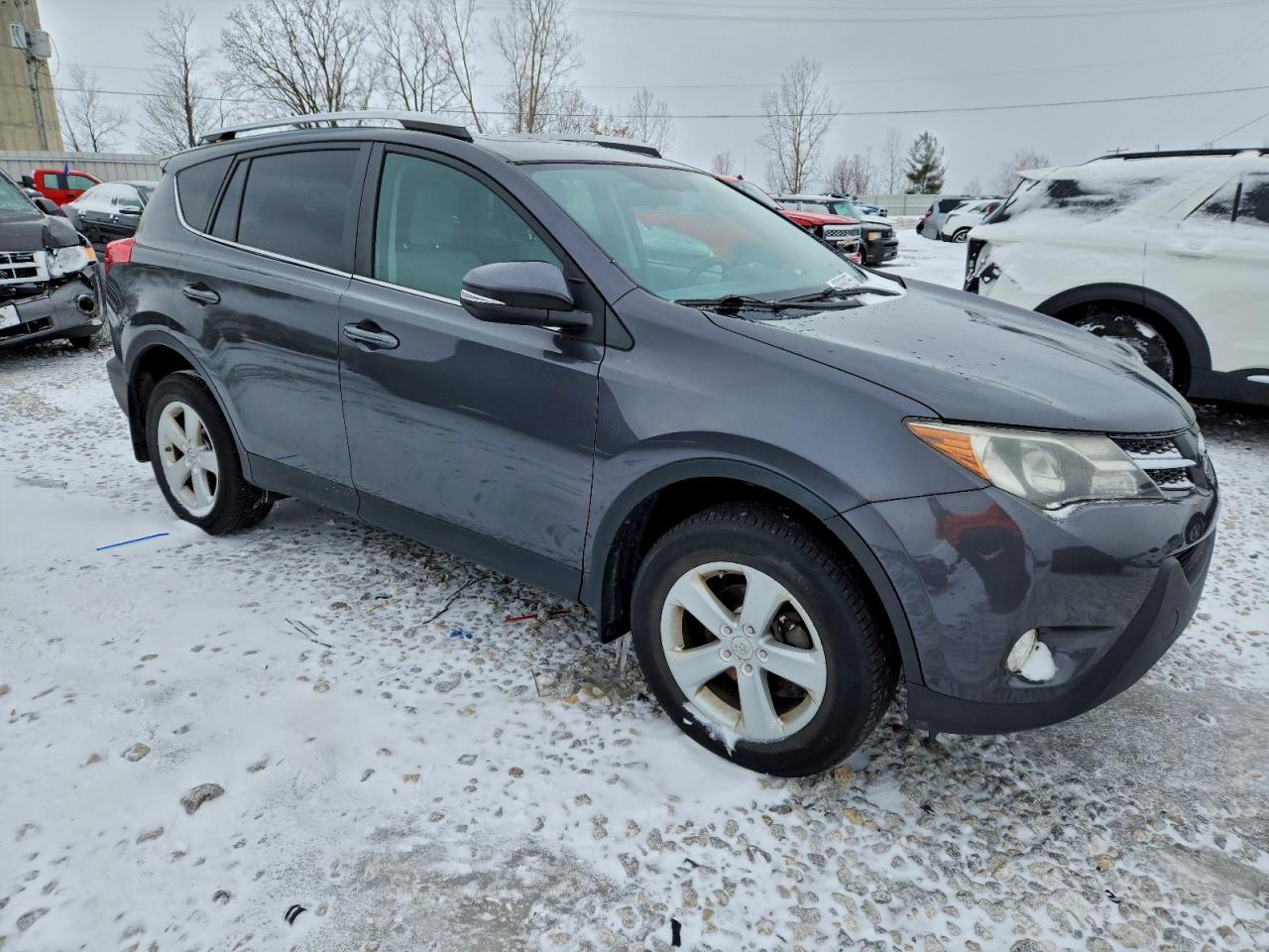 Toyota RAV4 Xle Image 4