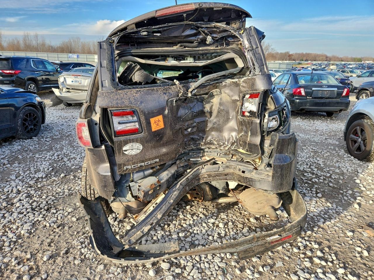 GMC Acadia Sle Image 2