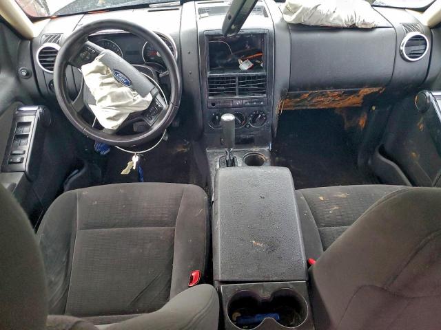 Ford Explorer Xlt Image 7