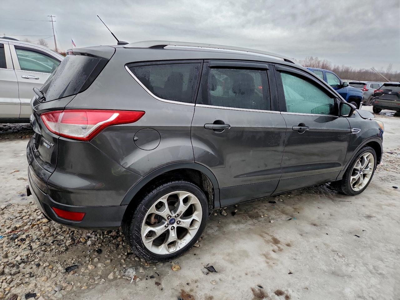 Ford Escape Titanium Image 6