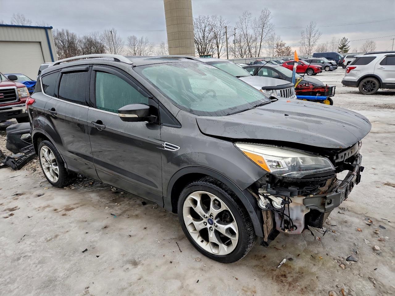 Ford Escape Titanium Image 5