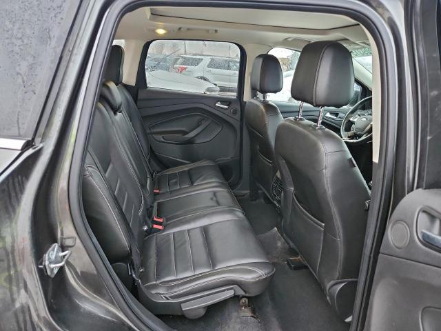 Ford Escape Titanium Image 13