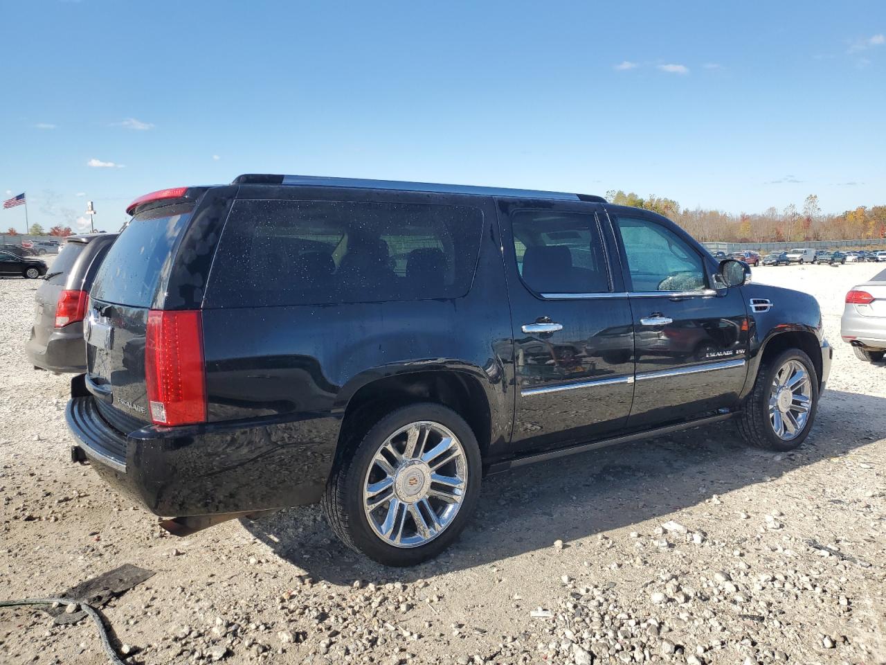 Cadillac Escalade Esv Platinum Image 2
