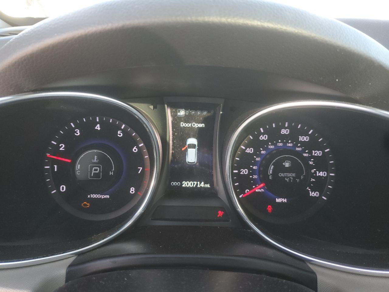 Hyundai SANTA FE Image 3