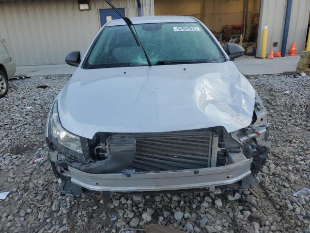 Chevrolet Cruze Ls Image 11