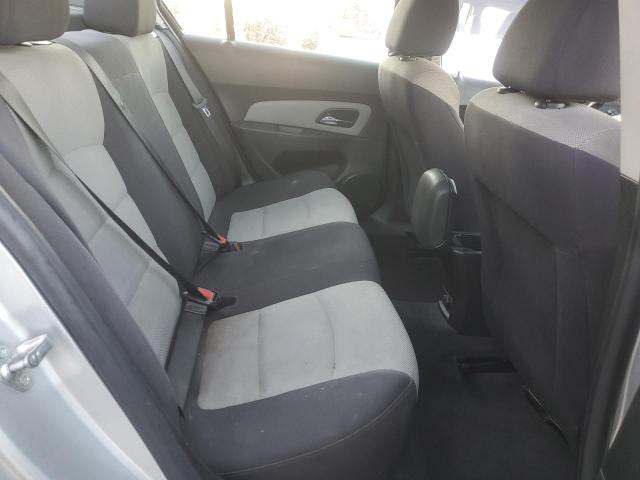 Chevrolet Cruze Ls Image 6