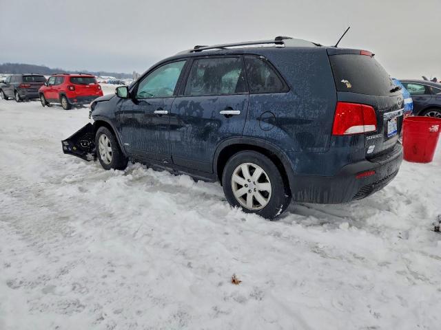 Kia Sorento Base Image 10