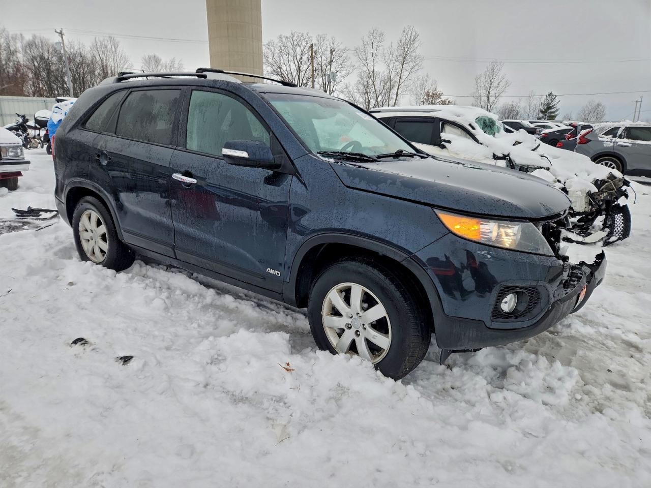 Kia Sorento Base Image 13