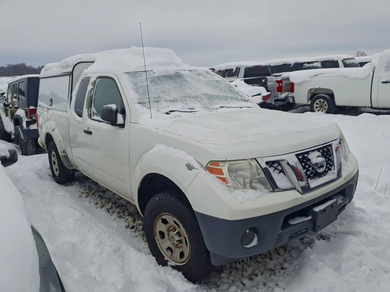 Nissan Frontier S Image 8