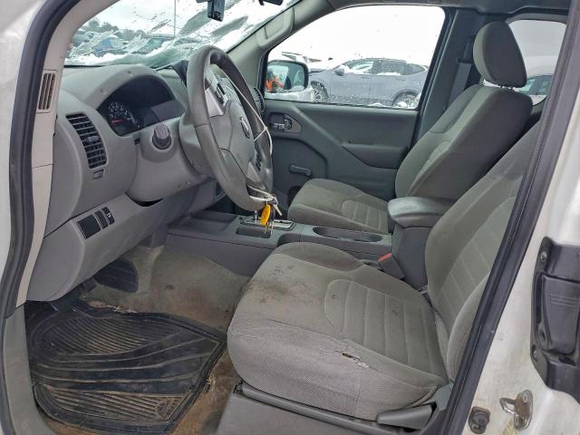 Nissan Frontier S Image 4