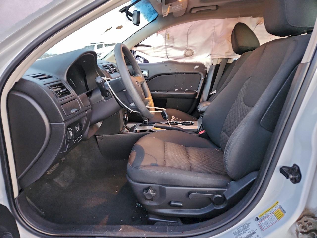 Ford Fusion Se Image 4