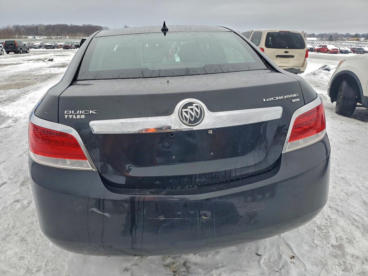 Buick LaCrosse Cxl Image 11