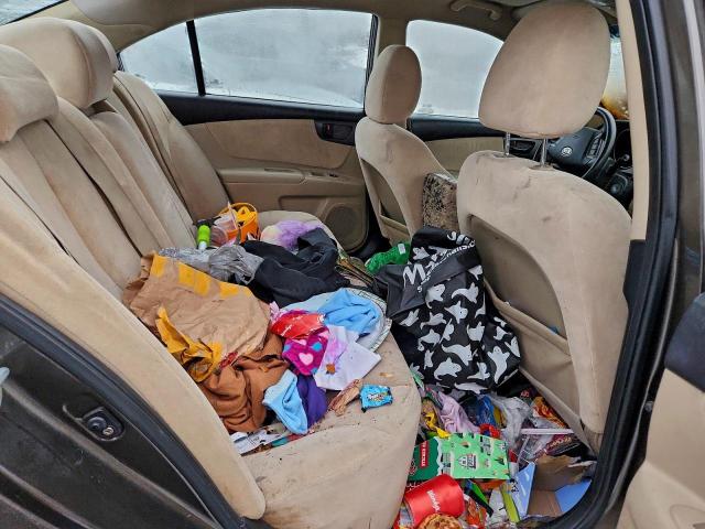 Kia Optima Lx Image 9