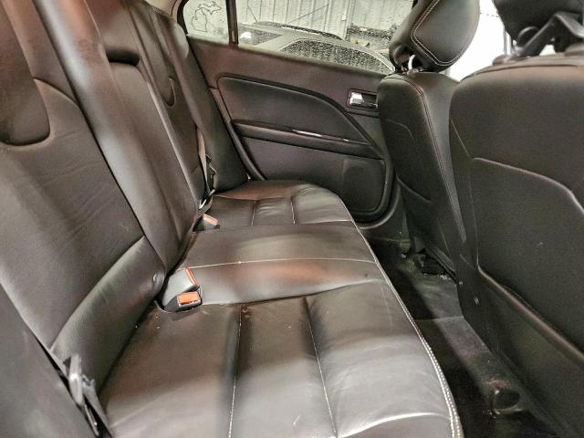Ford Fusion Sel Image 8
