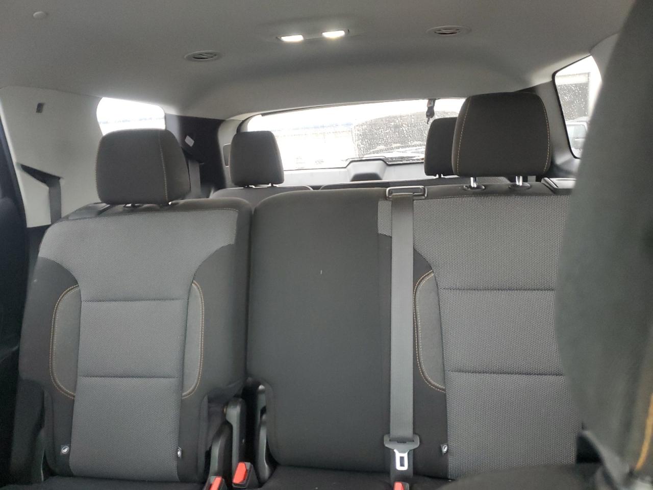 Chevrolet Traverse Ls Image 10