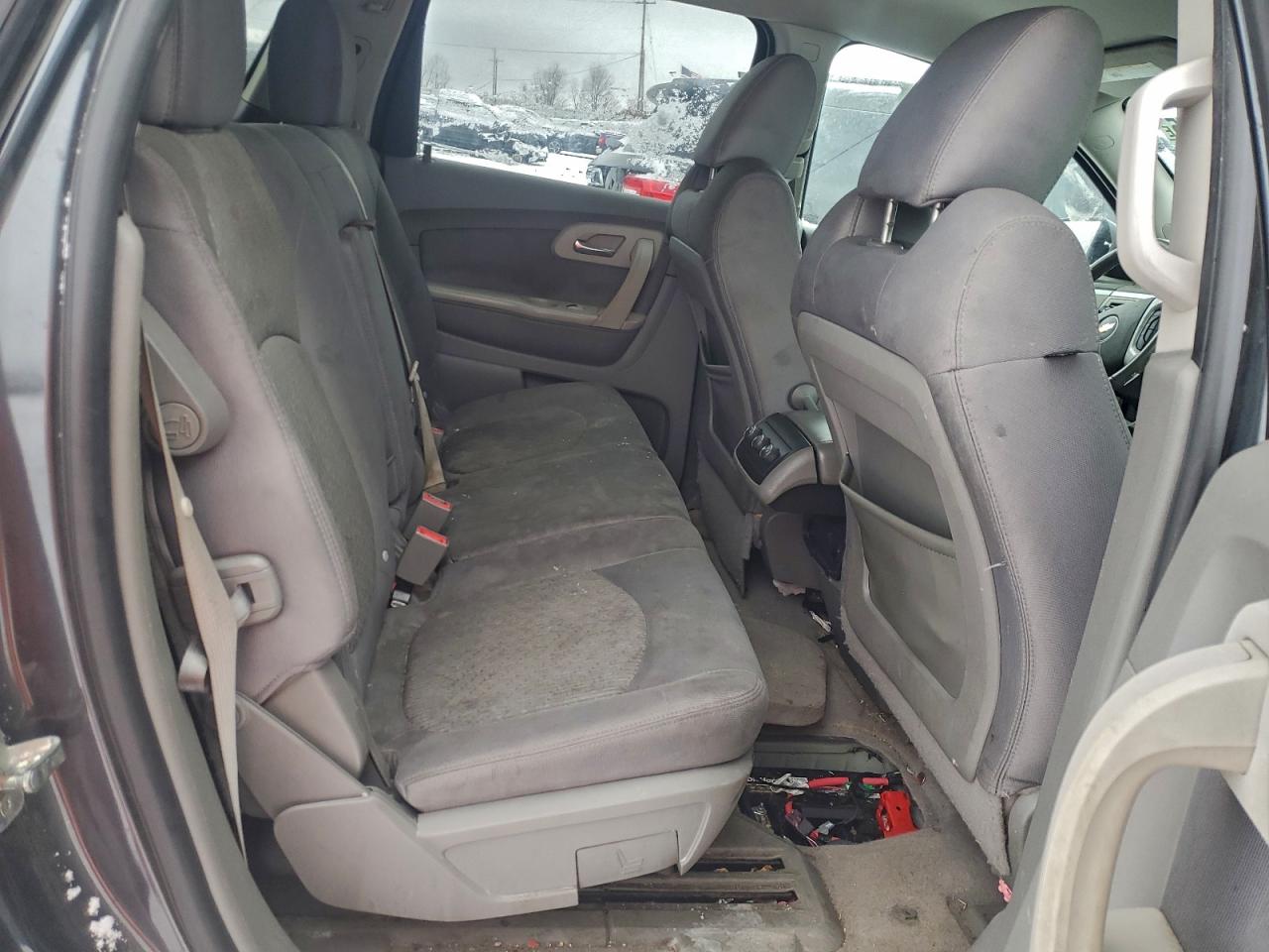 Chevrolet Traverse Ls Image 9