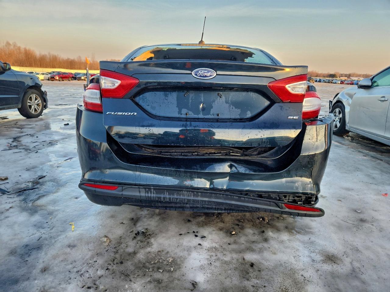 Ford Fusion Se Image 2