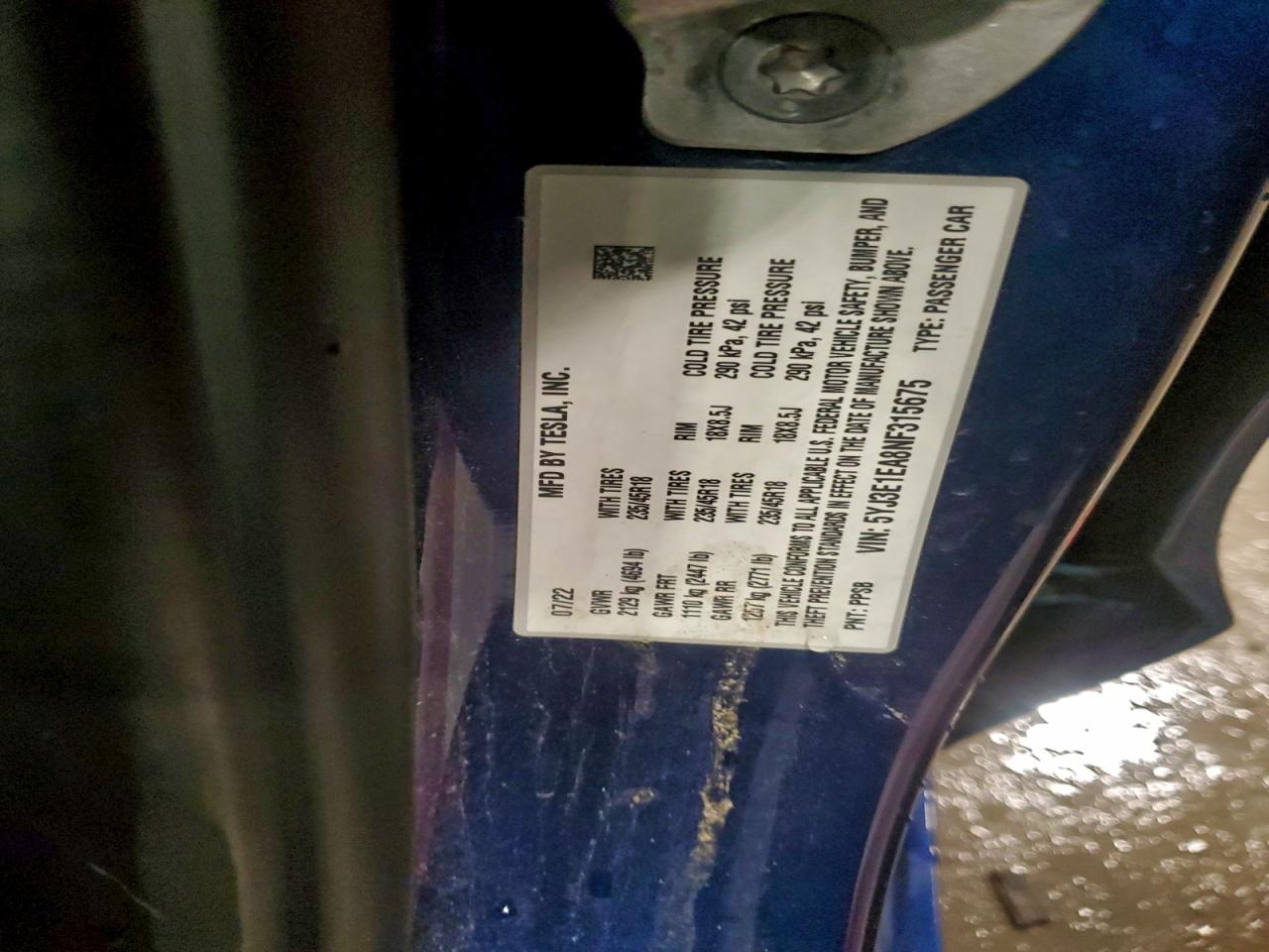 Tesla Model 3 Image 9