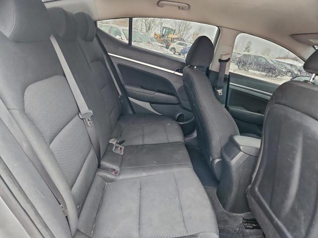 Hyundai ELANTRA Sel Image 12