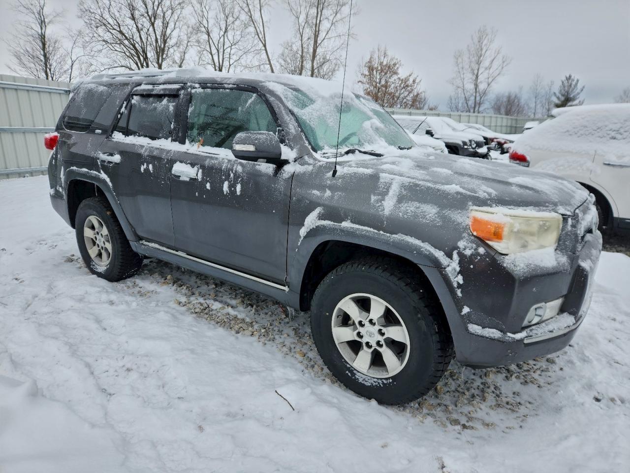Toyota 4Runner Sr5 Image 6
