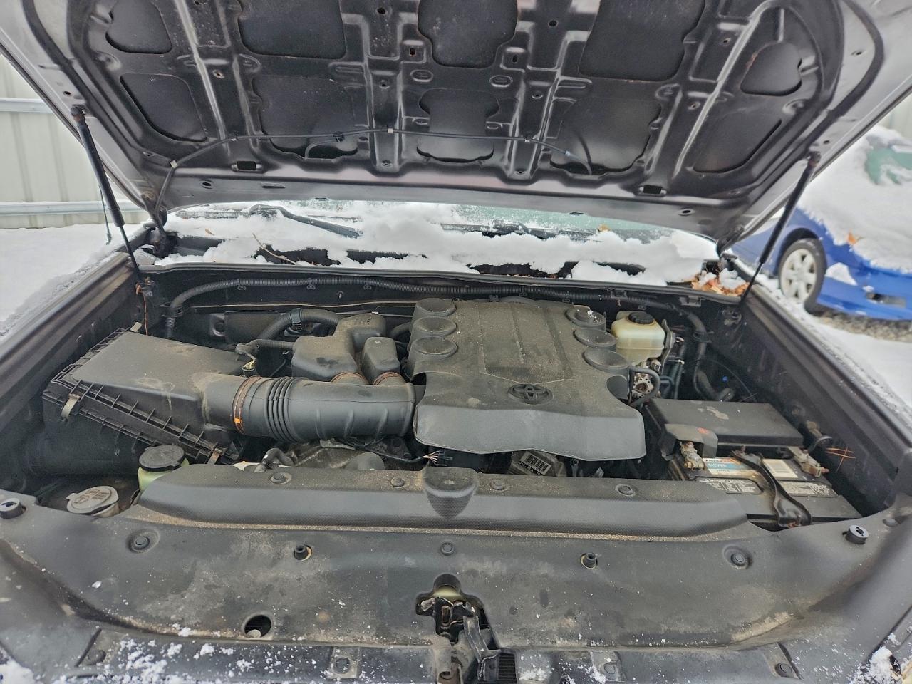 Toyota 4Runner Sr5 Image 2