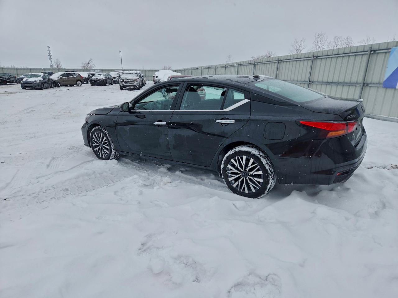 Nissan Altima Sv Image 3