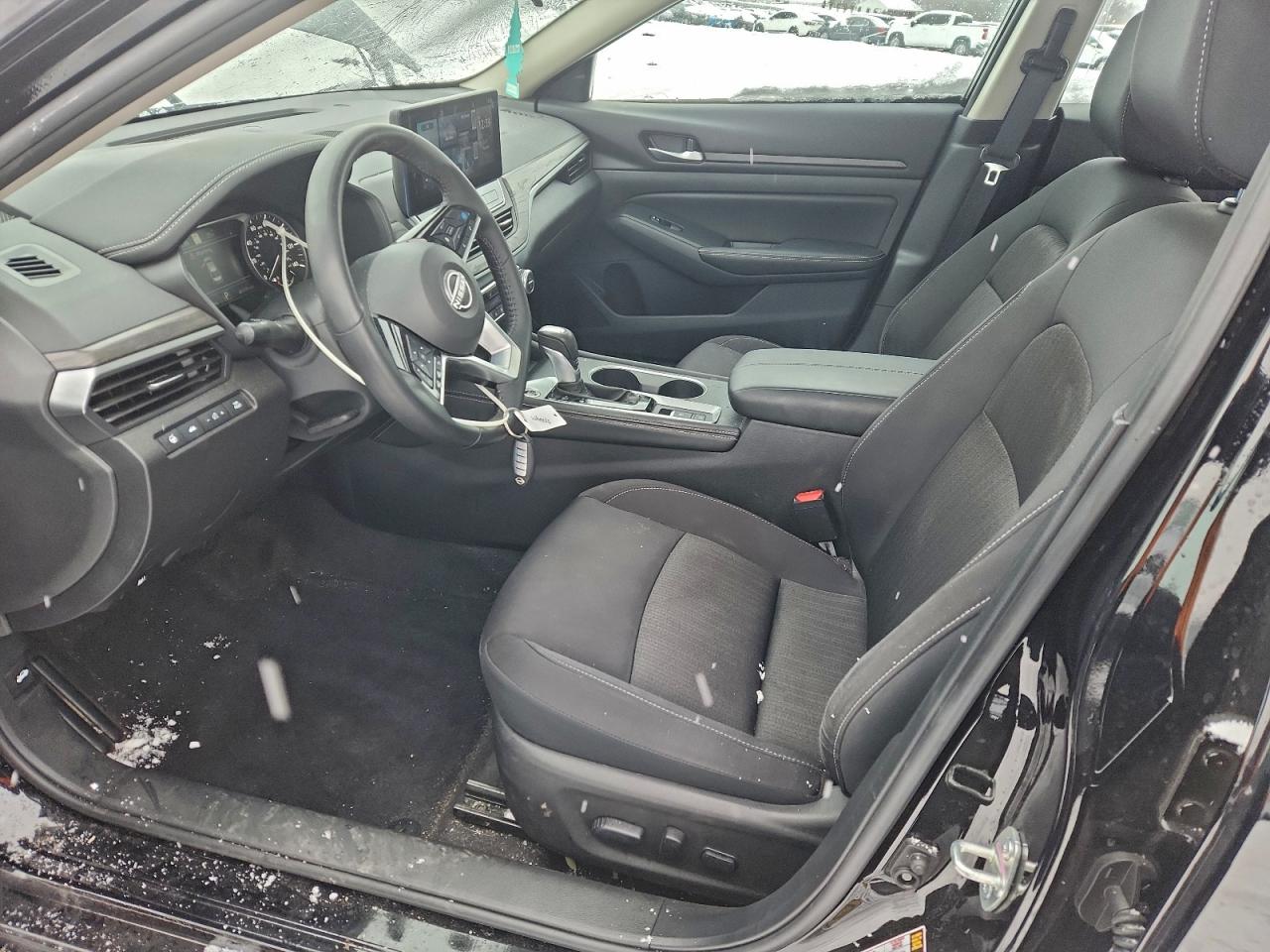 Nissan Altima Sv Image 11