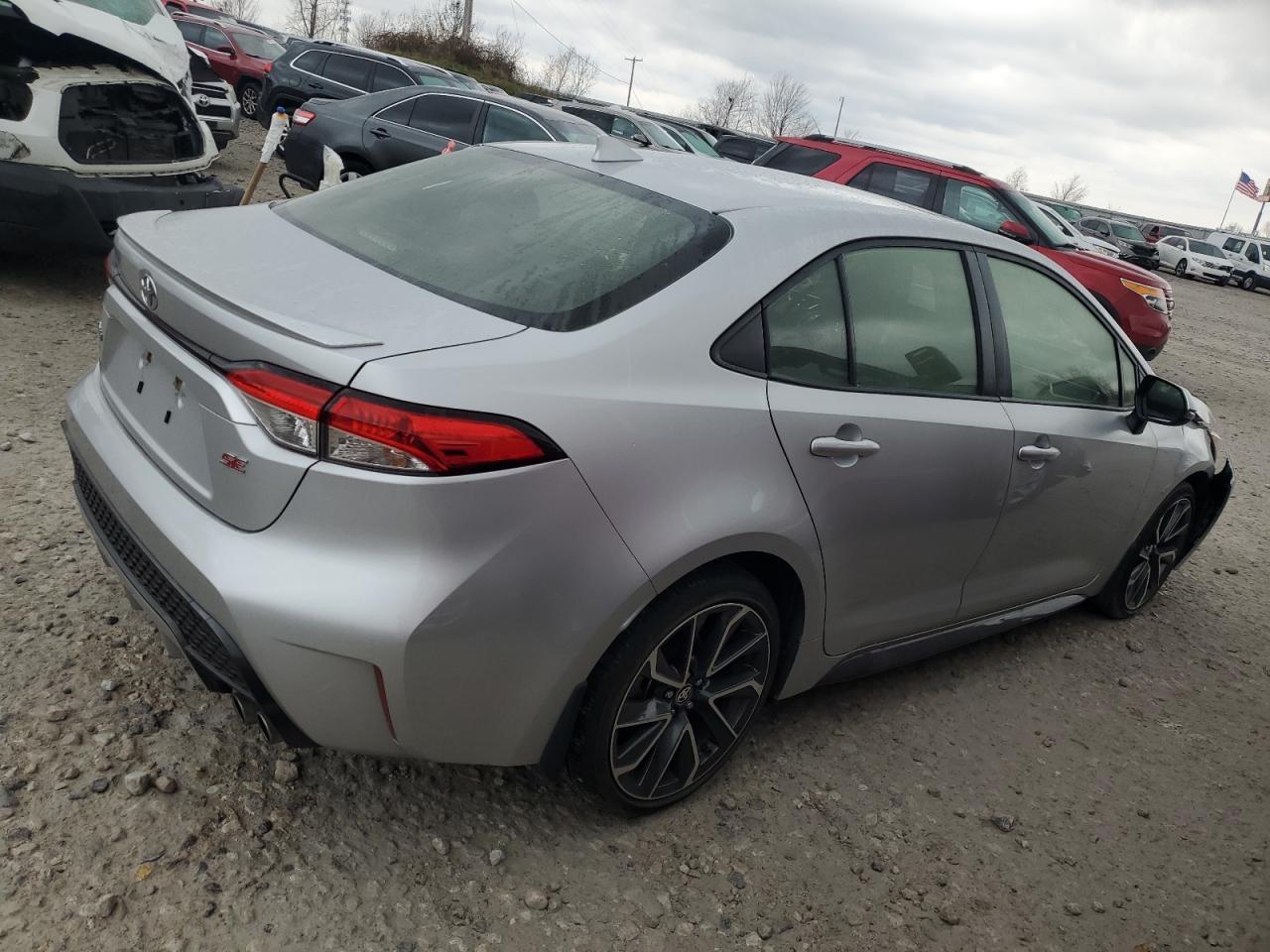 Toyota Corolla Se Image 12