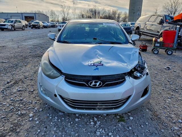 Hyundai ELANTRA Gls Image 10